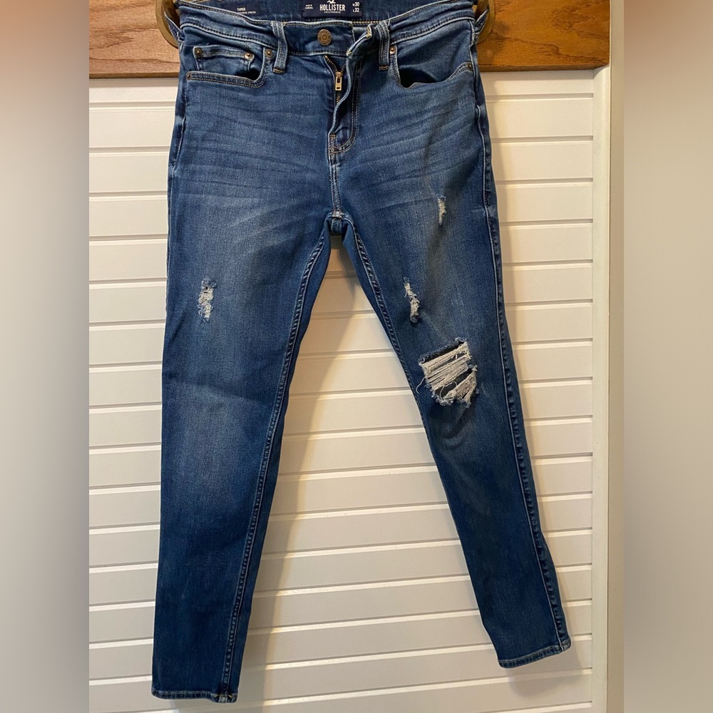 Ladies Hollister Taper Leg Jeans 30x32